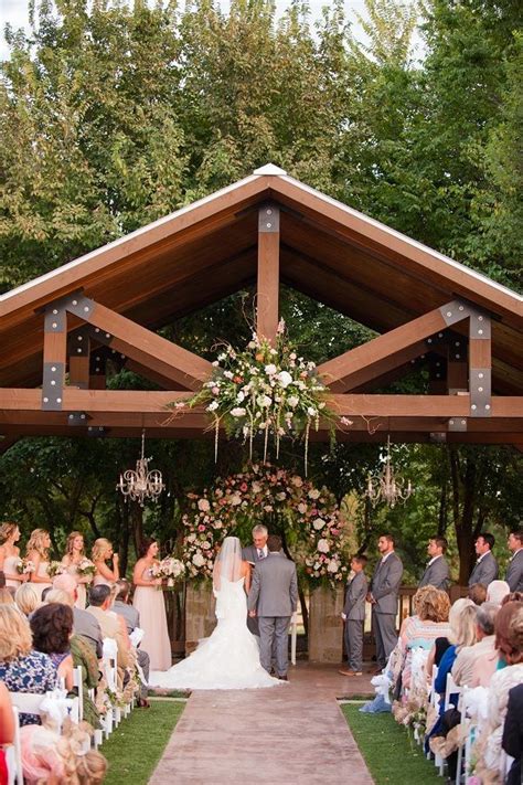 How Pretty Is This Outdoor Wedding Ceremony Decor Love How The
