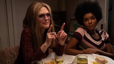 Watch Trailer For The Glorias Starring Julianne Moore The Peoples Movies