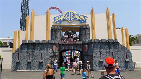 Movie world opens at 9:30 and we were one of the first people getting in. July 24: Take a day trip to Movie World | Eyes On Brisbane