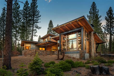 This Modern Mountain Home Captures Views To Lookout Mountain Mt Pluto