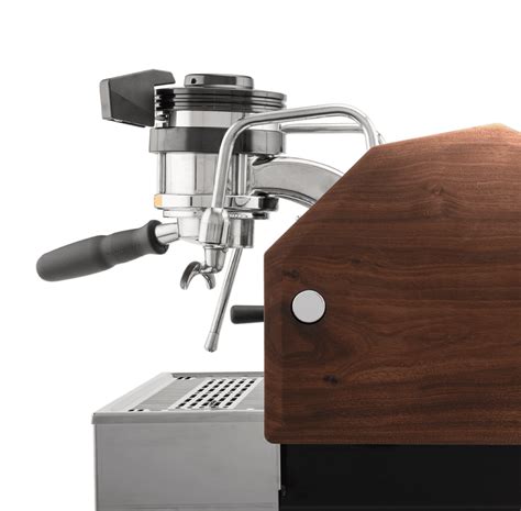 Join charles as he gives a brief overview of the la marzocco gs3 manual paddle dual boiler espresso machine, an excellent choice for home baristas looking fo. GS3 Professional Coffee Machine for Home | La Marzocco