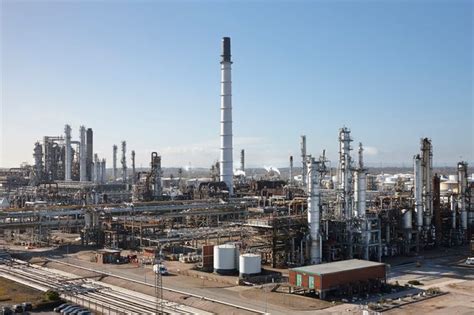 Petron corporation is the largest oil refining and marketing company in the philippines and is a leading player in the malaysian market. Essar 'committed' to Stanlow Oil Refinery amid question ...