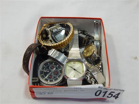 The couch comes in a multitude of seat, arm rest height, and color options, and is delivered to your doorstep in compact boxes. LOT OF VINTAGE WATCHES IN COACH BOX - Big Valley Auction