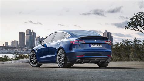 If you charge overnight at home, you. Maak van je Tesla Model 3 een stoere bink - Autoblog.nl