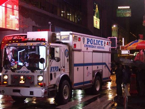 Pin By Carlos On Nypd Police Truck Emergency Vehicles Nypd