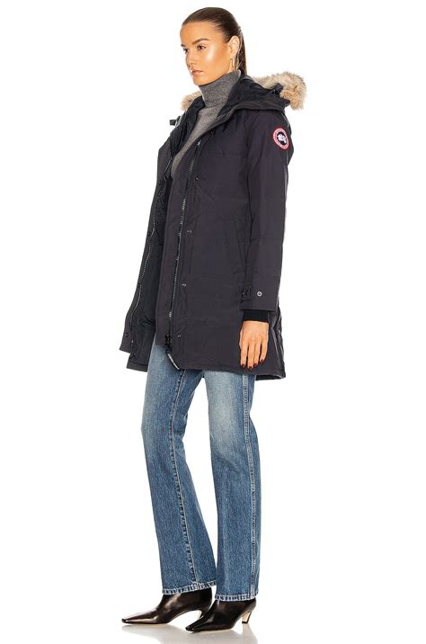 Canada Goose Shelburne Genuine Coyote Fur Trim Down Parka In Navy Modesens