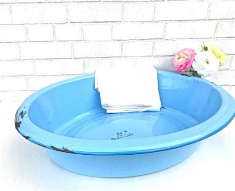 Summer infant right height bathtub. Large Enamel BABY BATHTUB | Vintage c.1930s Blue ...