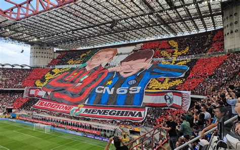 Photo Milan Fans Mock Inter With Incredible Display Ahead Of The Derby