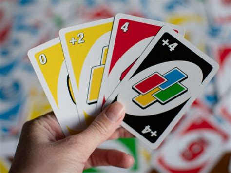 How To Play Uno Cards All The Sports And Games Knowledge You Need On