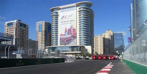 Baku is located 28 metres (92 ft) below sea level. F1 - GP do Azerbaijão 2016 - Preview Autoracing ...
