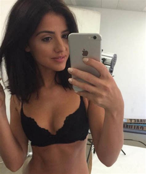 Lucy Mecklenburgh Shares A Sexy Selfie In Her Bra Lucy Mecklenburgh Sexy Pictures Celebrity
