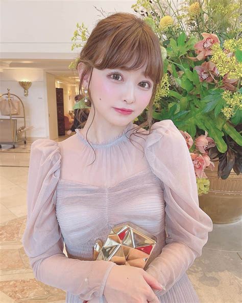 りなてぃさんのインスタグラム写真 りなてぃinstagram「⁡ ⁡ ⁡ ⁡ お呼ばれコーデ👗 肩に少しボリュームがあって可愛いの♡