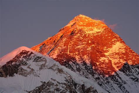 Mountain Peak Everest Highest Mountain In The World National P Stock