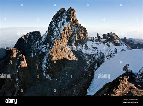 Highest Peak In Africa Hi Res Stock Photography And Images Alamy