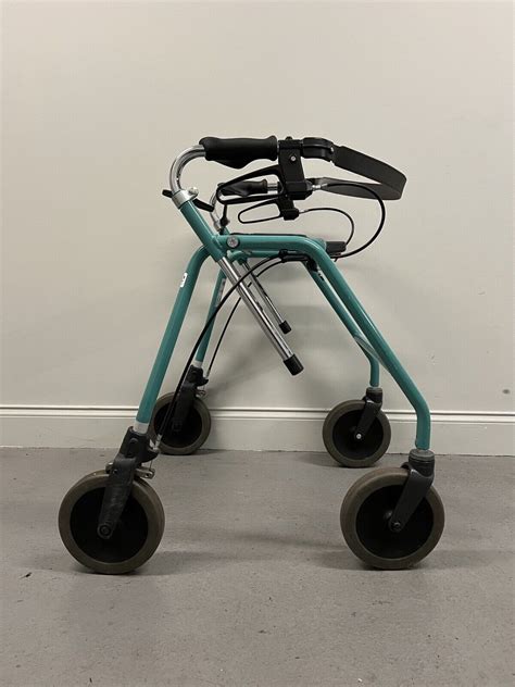 Dolomite Maxi Plus 650 Heavy Duty 4 Wheel Folding Walker Rollator