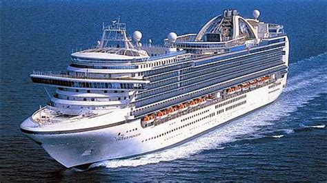 Jadi, jangan cuma kenal carnival cruise line dan holland america line aja ya! Lowongan Kerja Kapal Pesiar, Lowongan Kerja Pelayaran ...
