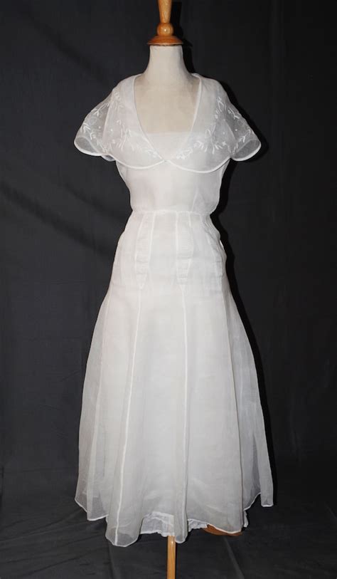 Vintage 1930s Organdy Dress Floral Embroidery With R Gem