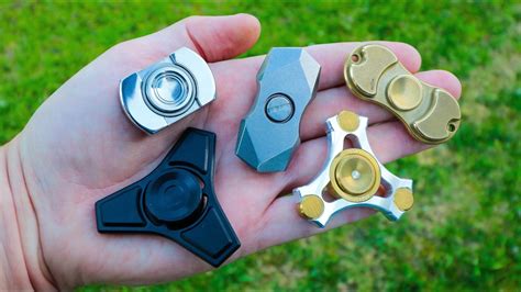 The new hand spinner fidget toy was introduced in late 2016 and became a trendy toy in 2017, both with children and adults alike. Best Fidget Spinner / Fidget Toy? - YouTube