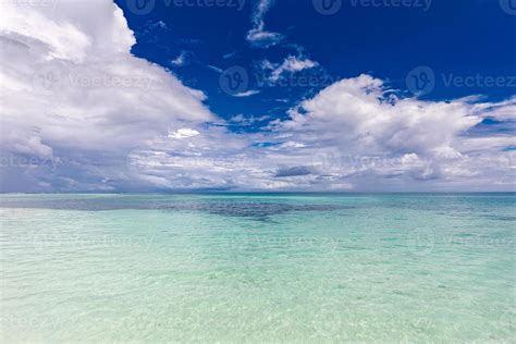 Relaxing Seascape With Wide Horizon Of The Sky And The Sea 4881366