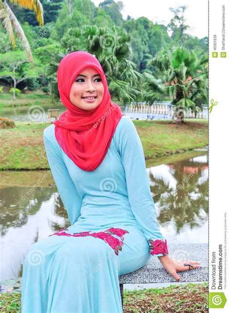 As the country's leading online shopping destination, there are more than just meet the eyes. Muslimah Lady Wear Blouse And Hijab Stock Image - Image of ...