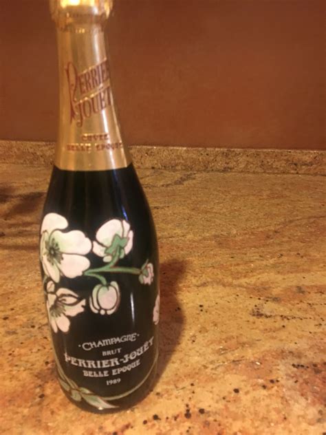 Love the flower bottle champagne, The bottle is so gorgeous as well. It ...