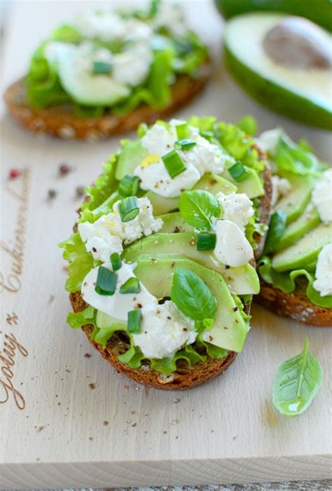 Kanapka Z Awokado Twarogiem Mietan I Szczypiorkiem Culinary