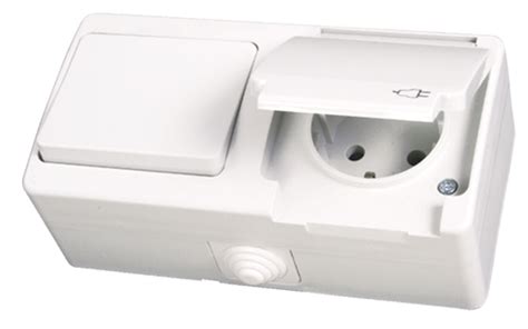 Wechselschalter beleuchtet feuchtraum lichtschalter aufputz schalter ip54 led. IP54 Steckdose mit Schalter Feuchtraum Aufputz Weiss