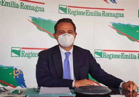 Tutti gli allevamenti di visoni in europa sono a rischio covid, la sorveglianza dovrebbe essere alta e i test periodici su personale e animali essere una quest . Covid, in Emilia Romagna ecco primi tamponi rapidi: esito ...