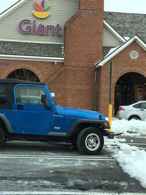 Giant Grocery Store - Centreville, VA - Nextdoor