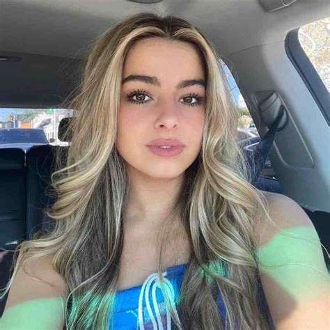 Addison Rae Wiki Biography Age Boyfriend Facts And More