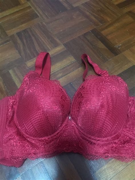 Used Bra Womens Fashion New Undergarments And Loungewear On Carousell