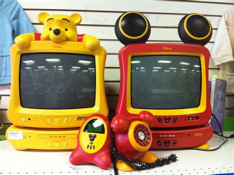 Winnie The Pooh Tv And Dvd Player 8000 Mickey Mouse Tv Player 8000