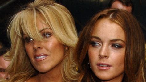 The Truth About Lindsay Lohans Relationship With Her Mother Dina Lohan