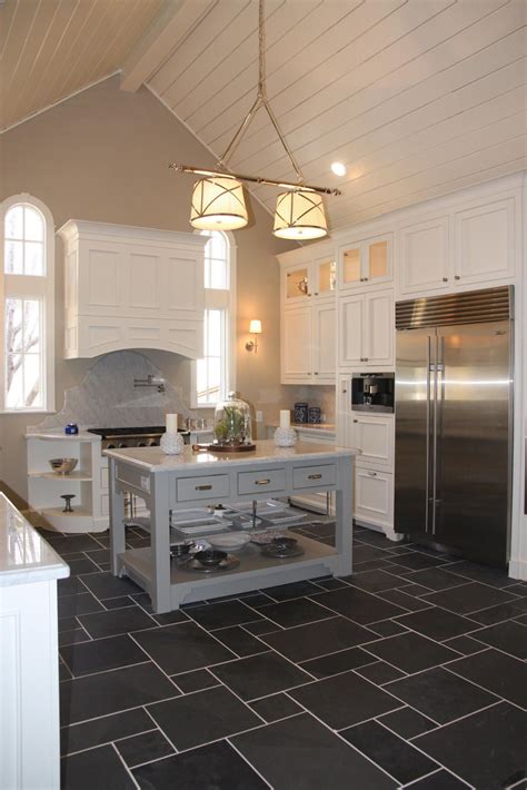 Pin By Rebecca King On Kitchens White Kitchen Traditional Slate