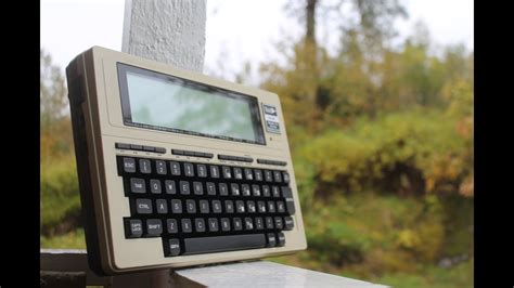 Rnv Restoration Tandy Trs 80 Model 100 1983 Portable Pc Youtube