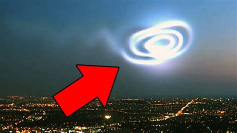 5 Unexplained Mysteries In The Sky Caught On Camera Youtube