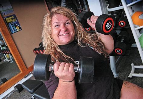 Bromsgrove Powerlifter Kelly Phasey Regains Her British Bench Record