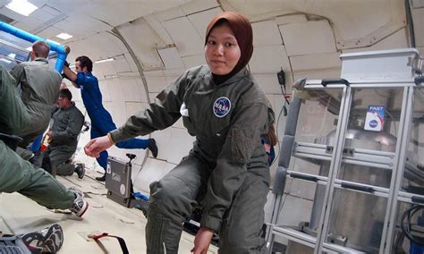 Wanita yang dimaksudkan ialah dr wan wardatul amani wan salim. This NASA Scientist Was The First M'sian to Co-Launch a ...