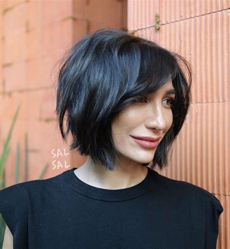 18 Best Hairstyles To Fit Long Noses