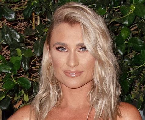 Did Billie Faiers Have Plastic Surgery Everything You Need To Know Surgery Lists
