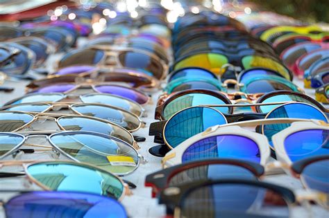 4 Creative Ways To Sell Bulk Sunglasses Olympiceyewear