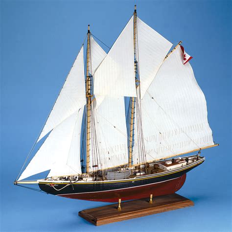 Bluenose Canadian Schooner Wooden Ship Model Kit 164 Scale Ebay