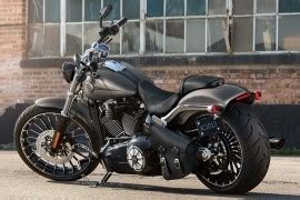 It is available in 4 colors, 2 variants in the malaysia. HARLEY DAVIDSON Breakout specs - 2014, 2015 - autoevolution