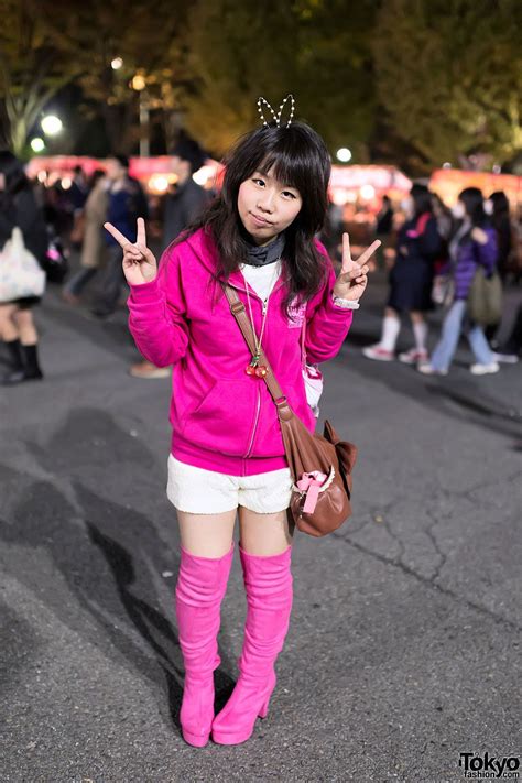 Oshare Kei Fans At Yoyogi Stadium For The Tokyo Girl S Generation