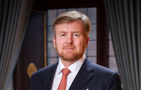 He also held the title of 'jonkheer of amsberg' before becoming the king of netherlands. De auto's van koning Willem-Alexander