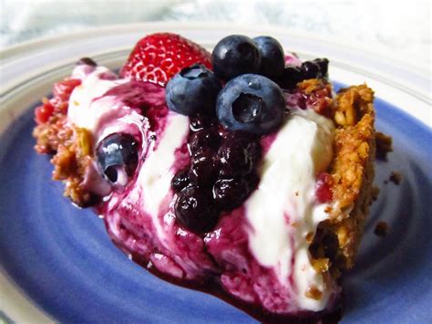 Larathalice Strawberries And Cream Oatmeal Breakfast Tart With Blueberry
