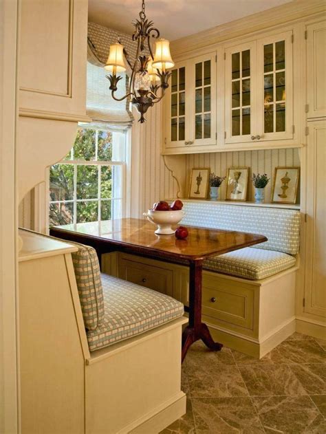 Here Are Seven Small Breakfast Nook Layout Ideas That Will Increase