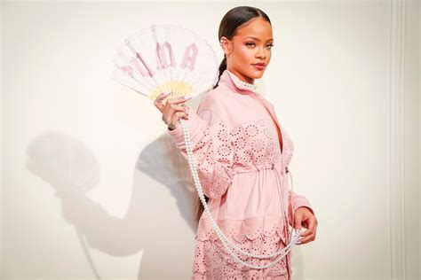 A Look At Rihannas Fenty For Puma Collection Repeating Islands