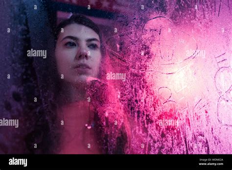 Frosted Glass Woman Hi Res Stock Photography And Images Alamy