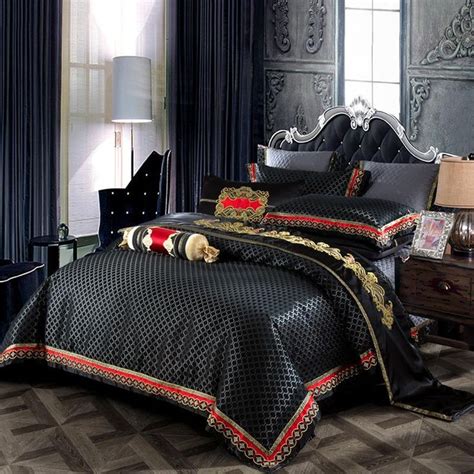 If you want to spend on luxury bedroom sets or. Jacquard Satin Silk Luxury Royal Black Bedding Set ...